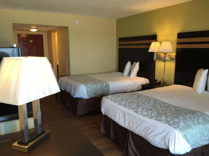 Blu Atlantic Oceanfront Hotel & Suites