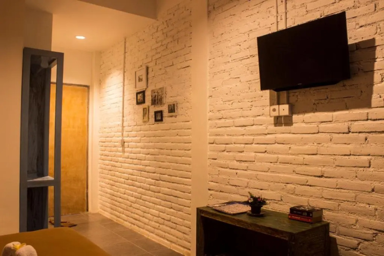 A7 Guesthouse