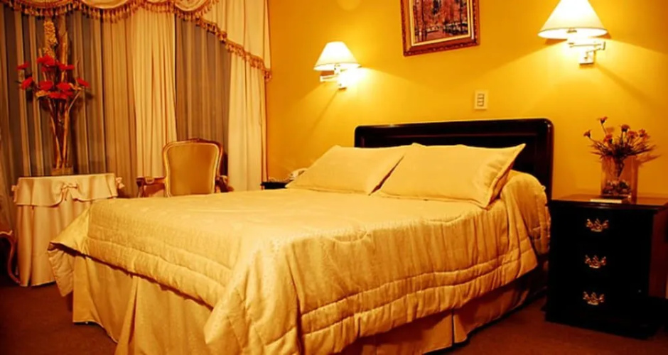 El Salvador Hotel