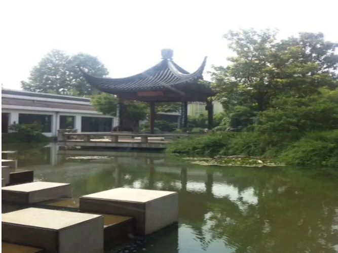 Starway Hotel