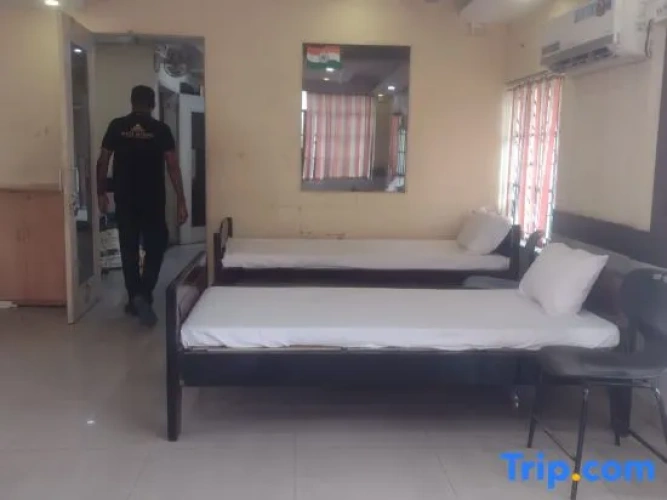 Bed in Dorm (male dorm)