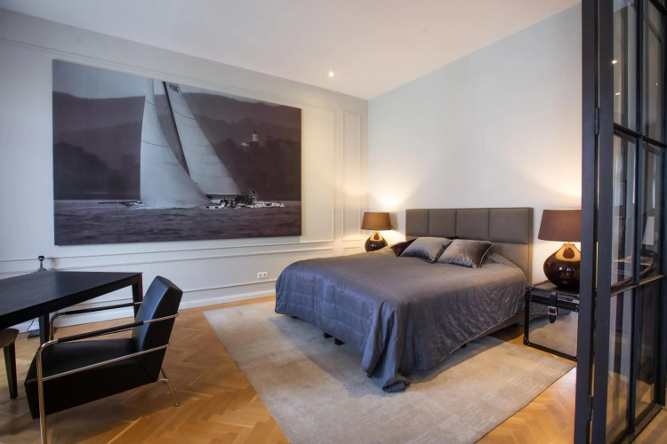 200m2 Splendid Downtown Flat with 75m2 Gergious Terrace
