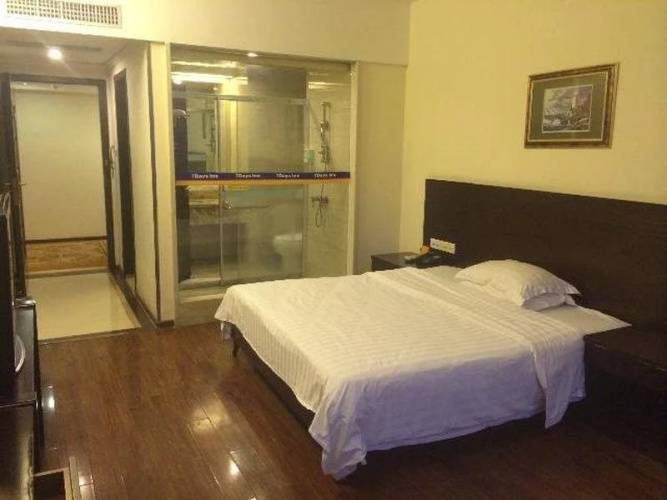 7 Days Inn Dongmen Center Branch