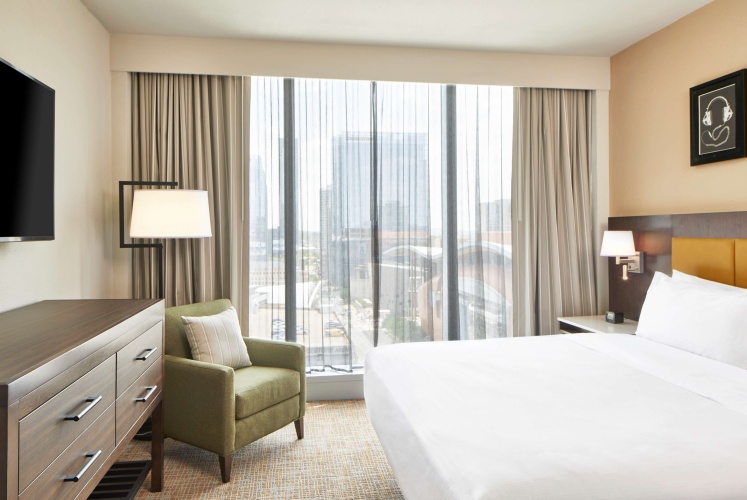Embassy Suites by Hilton Nashville Downtown photo 8