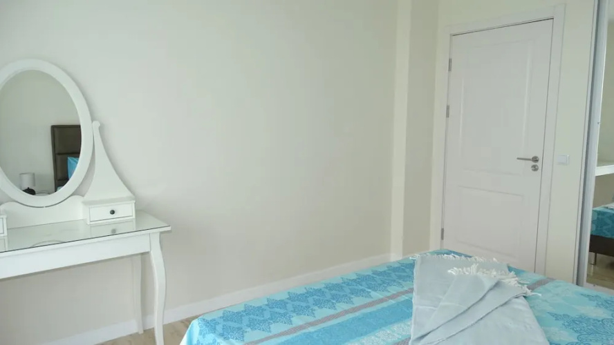 Cozy Apartment With sea View