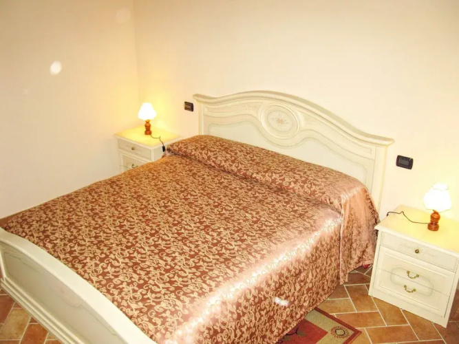 Farmhouse in Asciano With Pool & BBQ