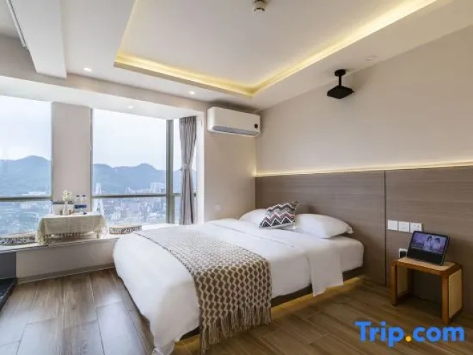 Standard Double room with river view