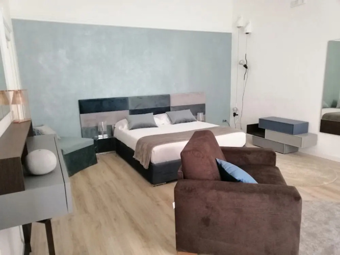 Bari 102