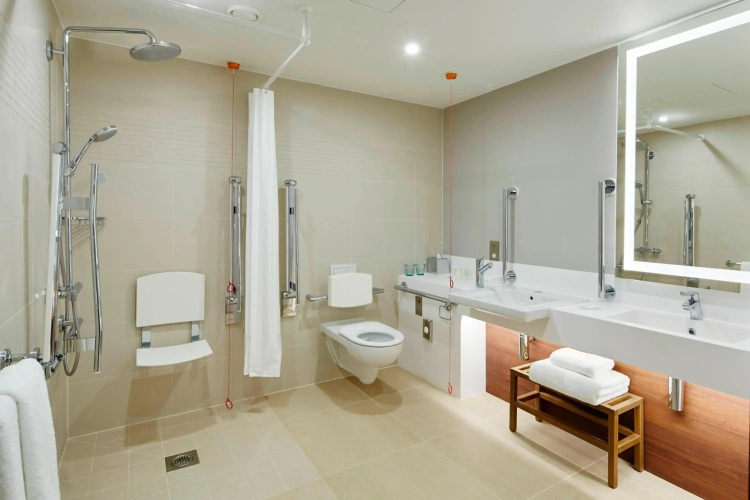 Courtyard by Marriott Luton Airport
