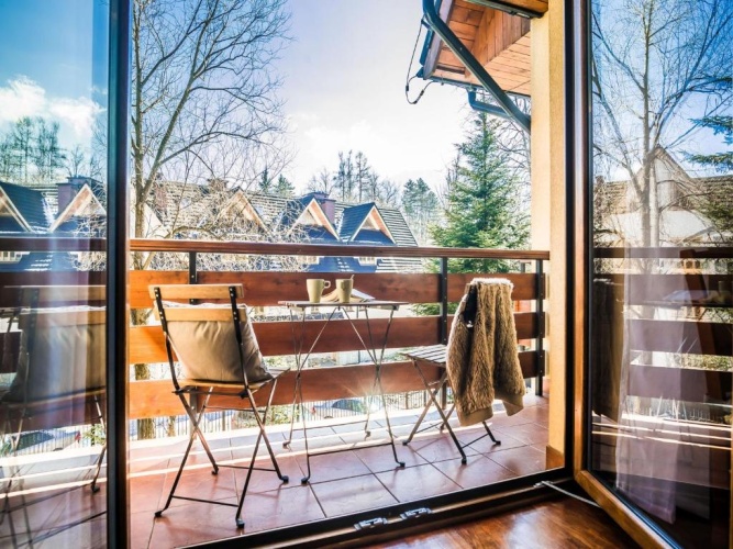 1 Bedroom Deluxe Apartment with balcony and with mountain view