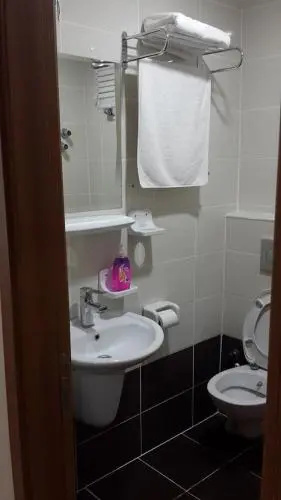 Ayatekla Otel