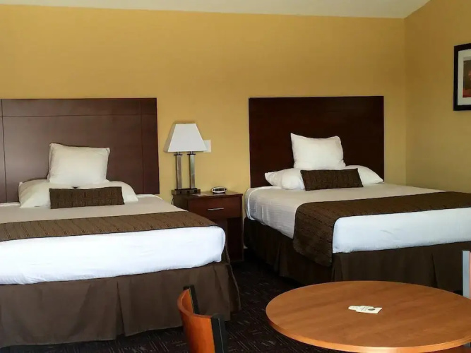 Southern Inn & Suites