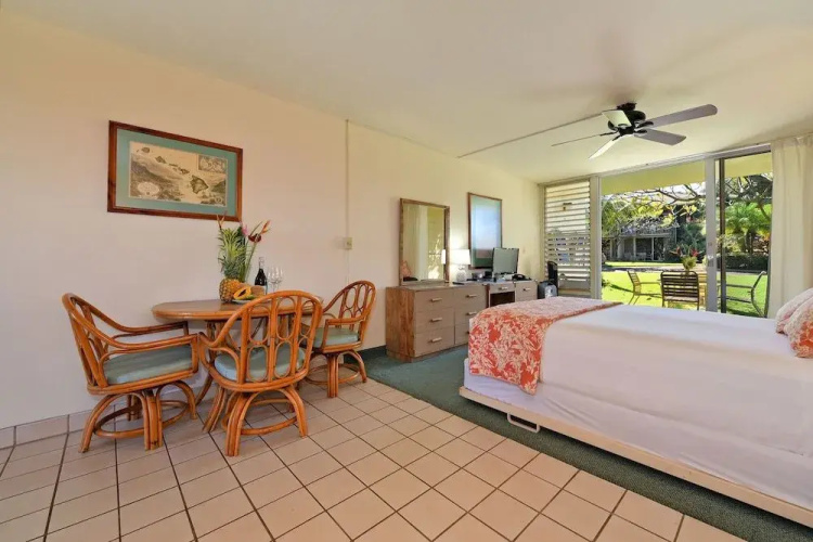 Napili Shores C116 by RedAwning