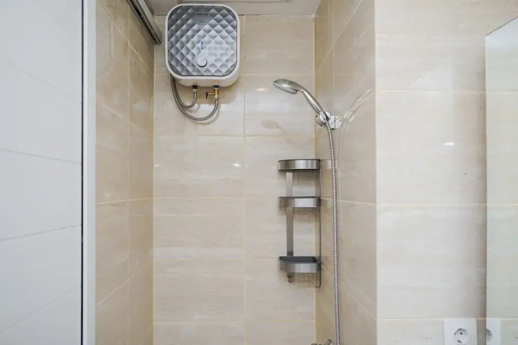 Fancy and Nice Studio at Springwood Residence Tangerang Apartment