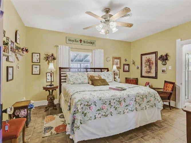 Standard room