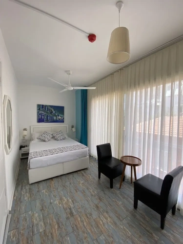 Standard Double room with city view