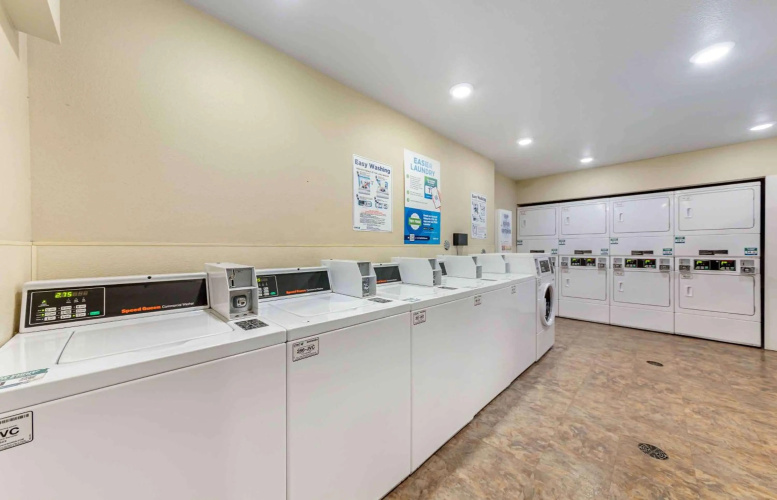 Extended Stay America Select Suites Fort Lauderdale Airport West photo 13