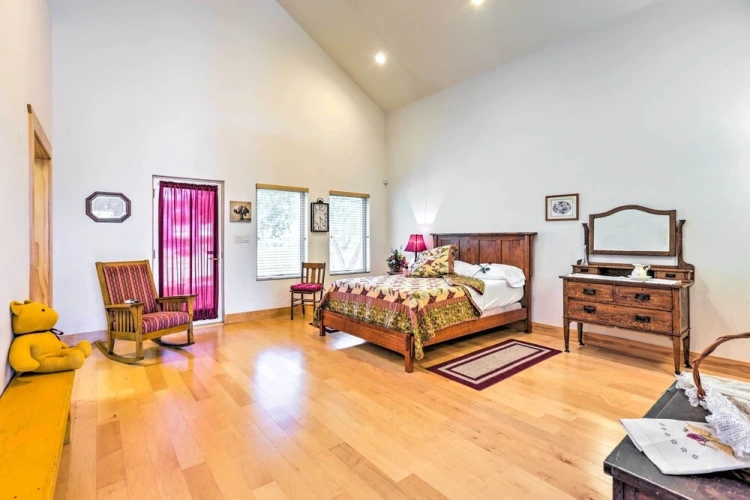 2 Bedrooms Cottage