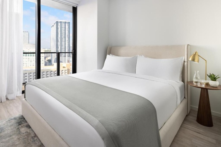 1 Bedroom Double Suite with city view