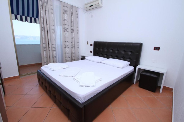Standard Double room with balcony and with sea view