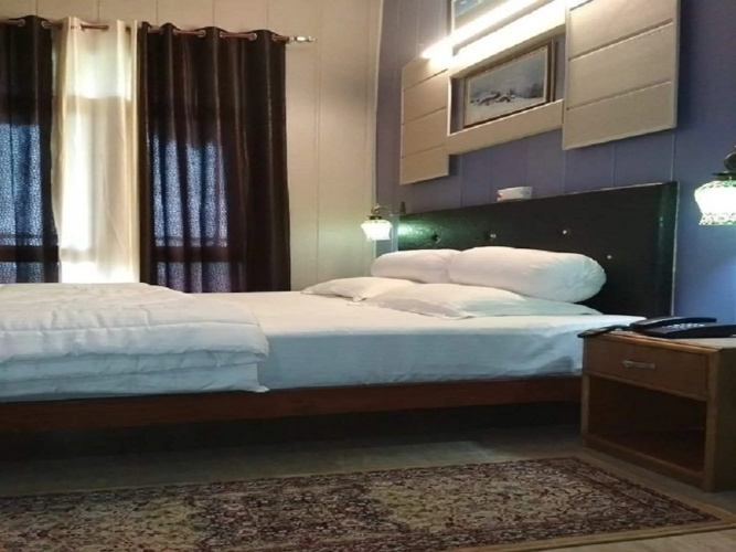 Montana Crowne Residency
