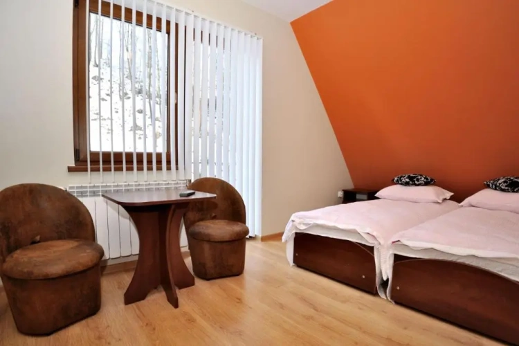 Classic Quadruple room