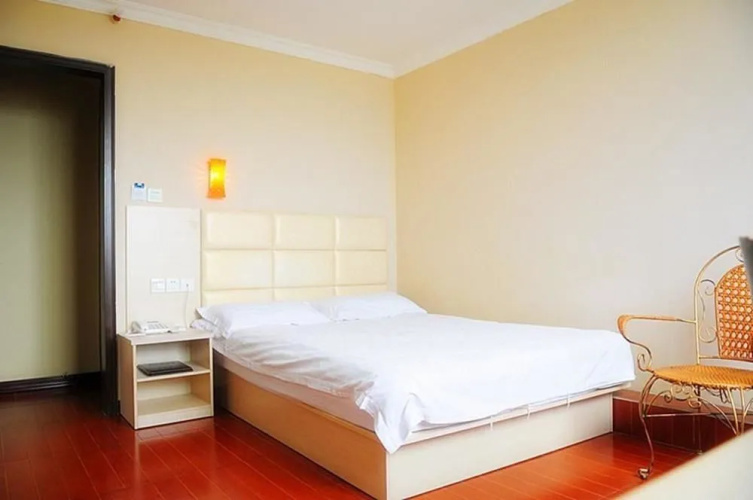 Xinyanghong Hotel