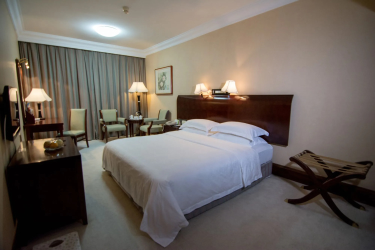Weihaiwei Hotel