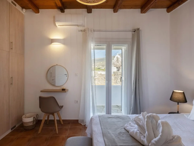 Myrsini Traditional Hillside Cottage