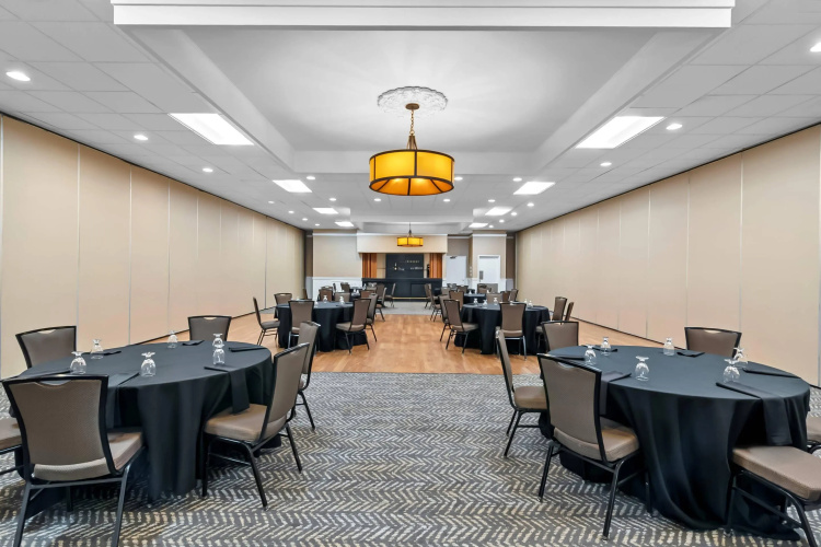 Best Western Plus North Haven Hotel photo 21