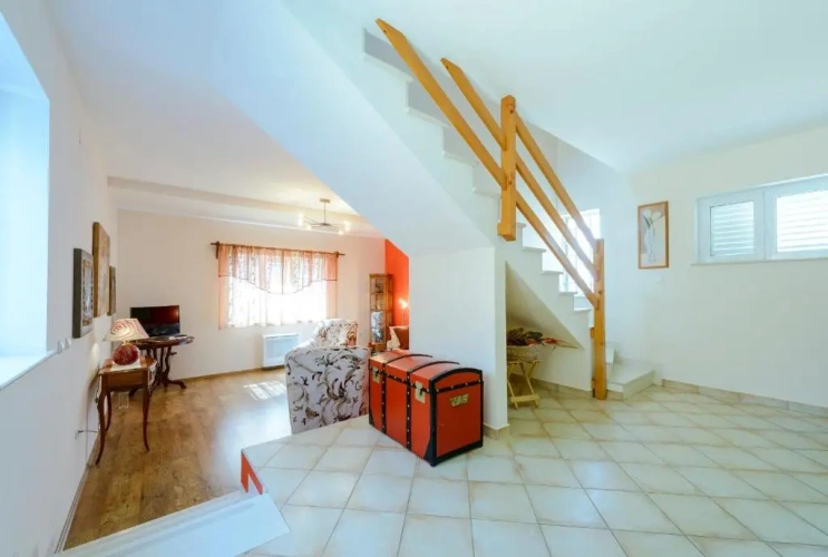 2 Bedrooms Villa