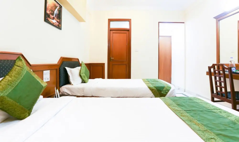 Treebo Trend Adarsh Inn Gandhi Nagar