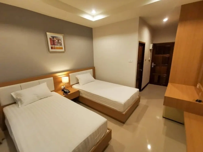 Standard Twin room with balcony and with city view