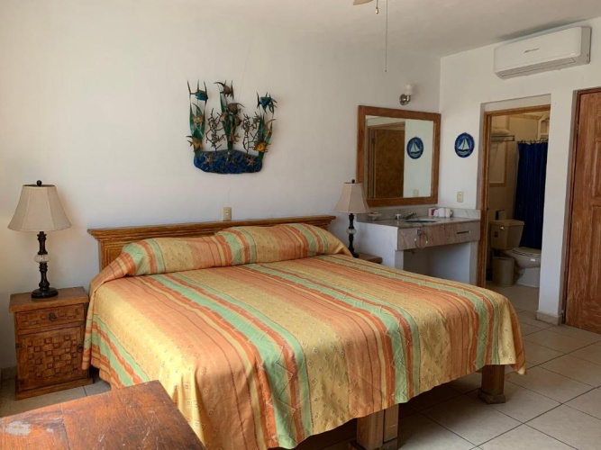 Studio with balcony and with sea view