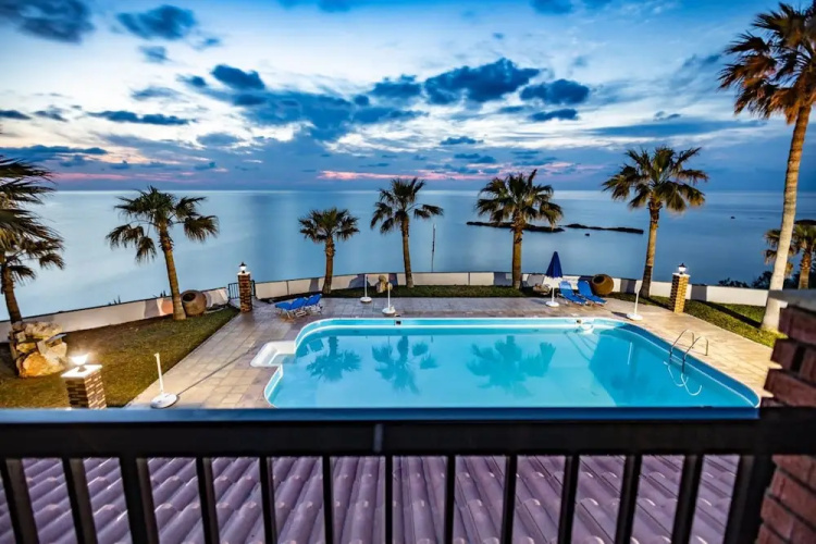 Sun Camero Apartments