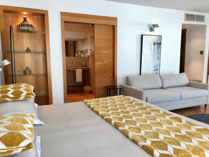 Deluxe Suite with balcony and with view