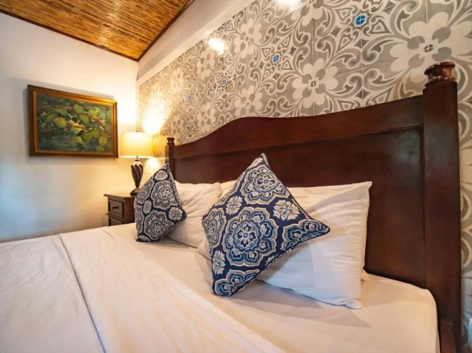 Standard Triple room with balcony and with view