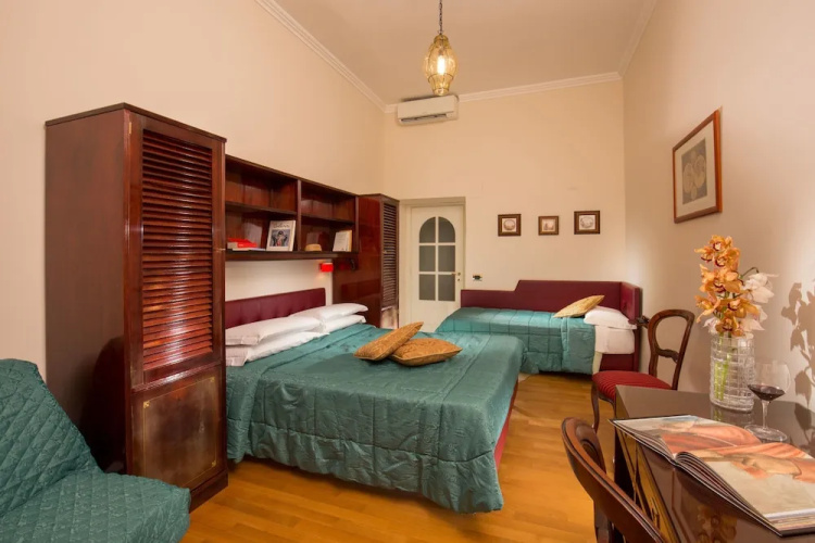 Vatican Suites Apartments