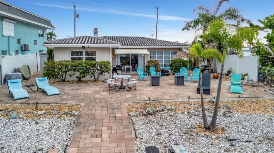Seashell Suite 1B Pet Friendly Waterfront Dock