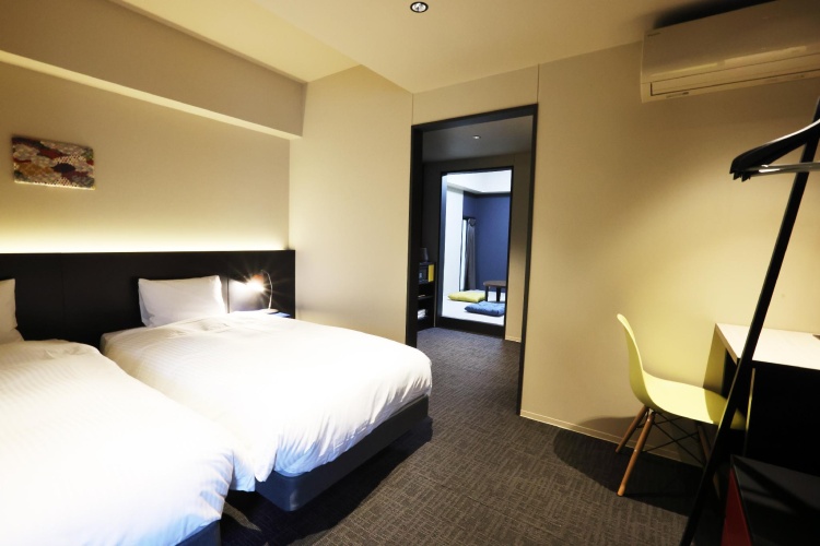 Standard Twin room