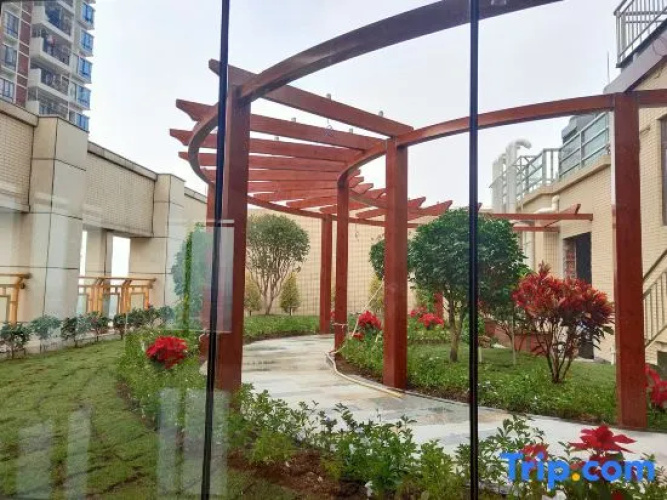 Donglin Hotel