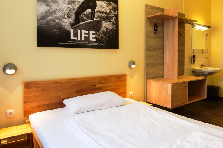 Standard Single room