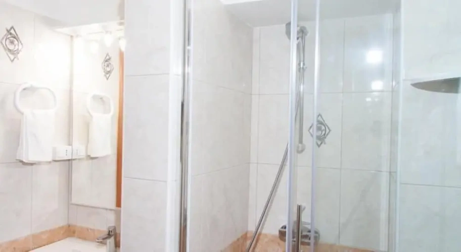 1 Bedroom Apartment with balcony