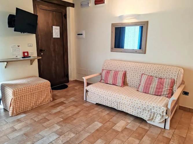 Apartment With Shared Pool