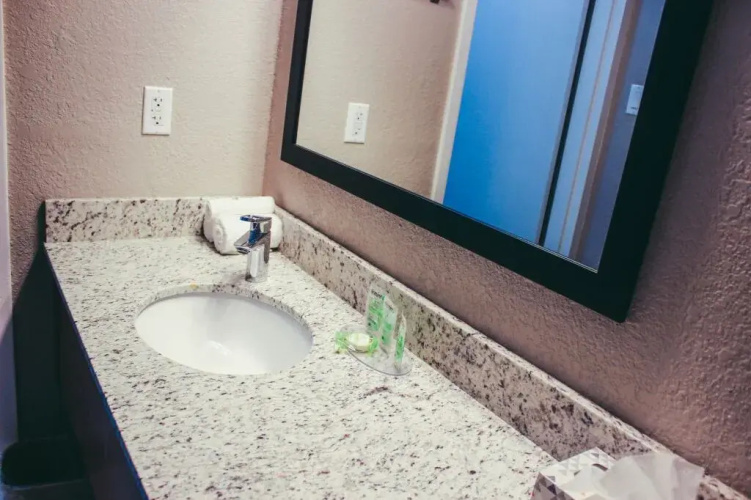 Ramada Inn