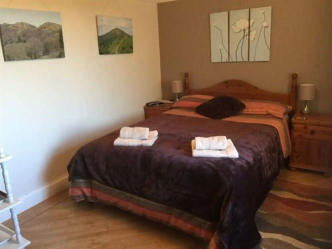 Orchard Side Bed and Breakfast