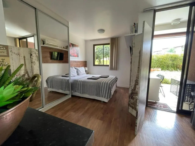 Flat Life Resort