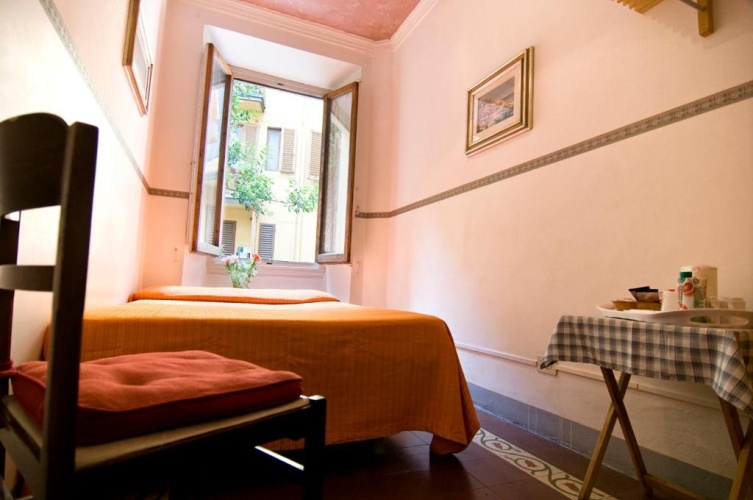 Standard Single room