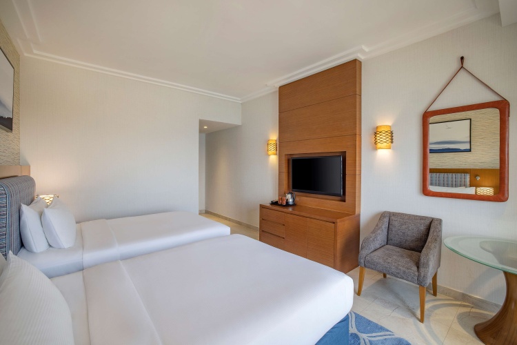 DoubleTree by Hilton Resort & Spa Marjan Island photo 9