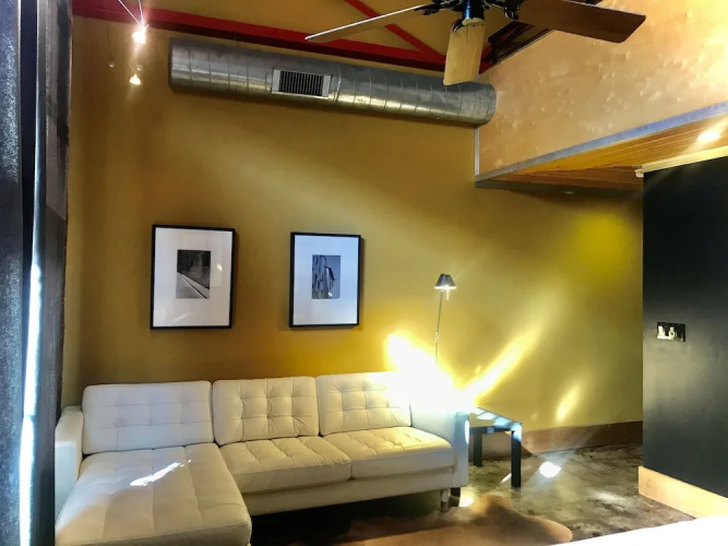 The Hangar Lofts Hotel